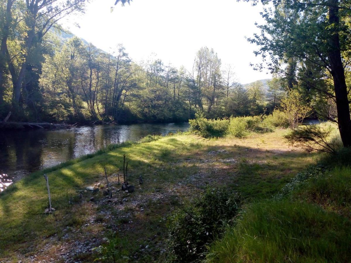 Camping Le Vialaret Nant Exteriér fotografie